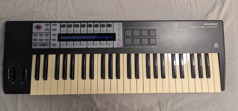 Novation Remote 49SL Compact 2007-2009 - Black image 1