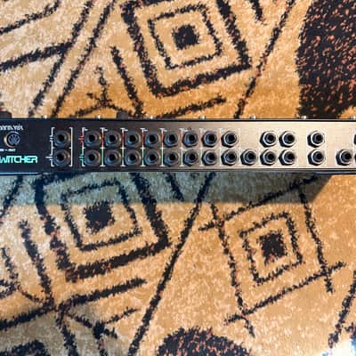Electro-Harmonix Super Switcher Programmable Effects Hub 2019 - Present - Black image 2