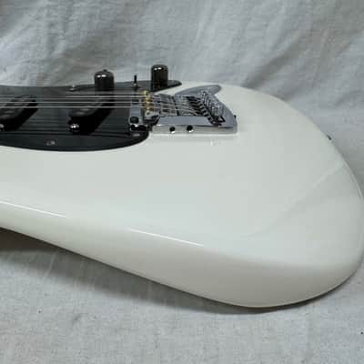 Fender American Performer Stratocaster Guitar with Rexylab Ultimate Strat upgrades/mods + Case 2023 - Arctic White / Rosewood fingerboard image 20
