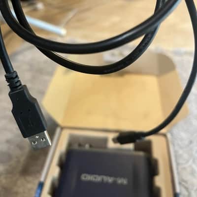 M-Audio Fast Track Pro USB Audio / MIDI Interface 2000s - Blue/Gray image 4