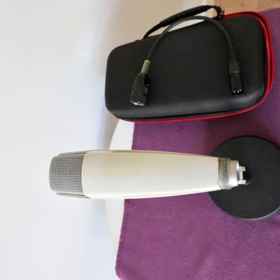 Sennheiser MD 421-2 Cardioid Dynamic Microphone image 5