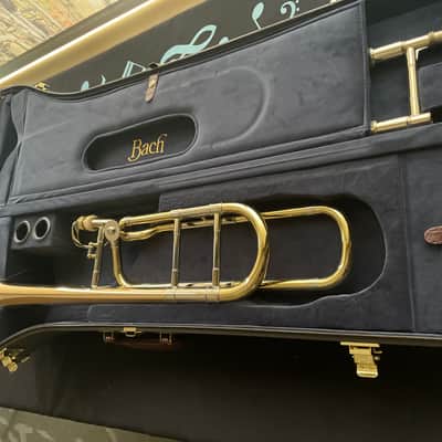 Bach 42BOG Trombone Outfit – (USED) image 1