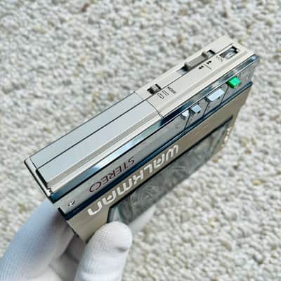 [ULTRA RARE] Sony WM-10RV(WM-40) Walkman Cassette Player, Top Silver ! Working ! image 6