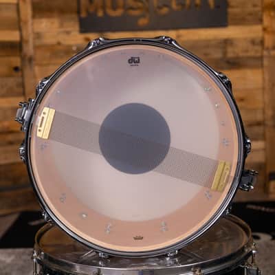 DW- DRPT6514SSGT- DW  Performance Series Snare Drum 6.5x14 Hard Satin Lacquer - Gold Mist image 9