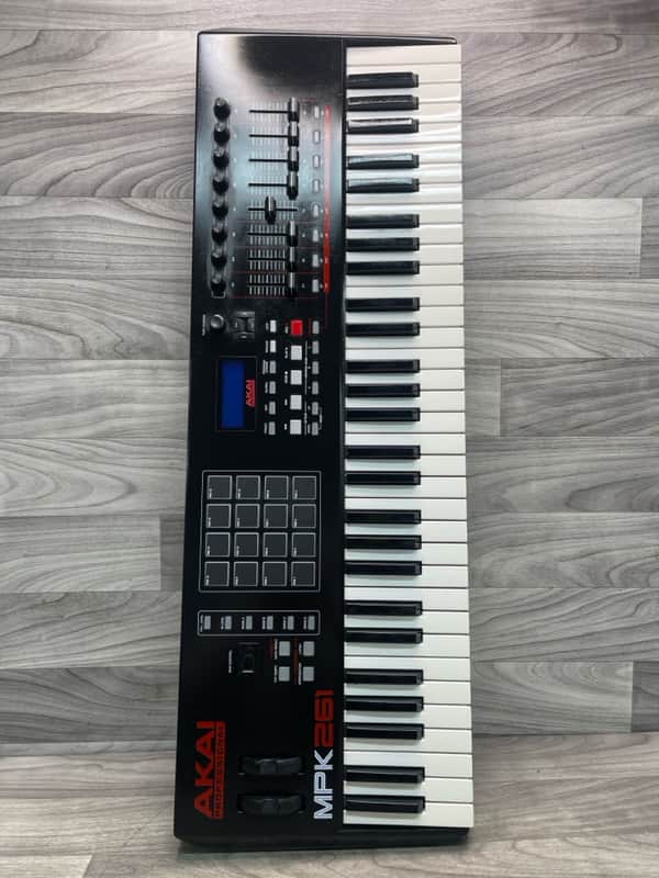 Akai Keyboard Mpk261 image 1
