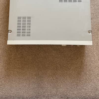 Akai s3000i (s3000 with internal SCSI expansion) image 3