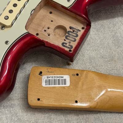 2017 Fender Classic Player Jaguar Special Candy Apple Red + Deluxe Gig Bag image 22