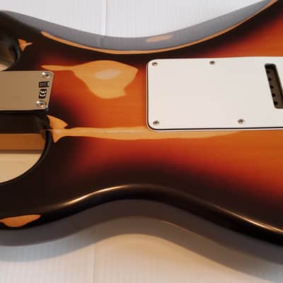Fender Standard Stratocaster RELIC  2016 Sunburst/Relic image 8