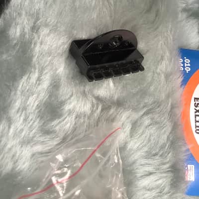 Hohner  Left hand Lefty Handed / G3 T Tremolo Headless Guitar Licensed by Steinberger - Black image 10