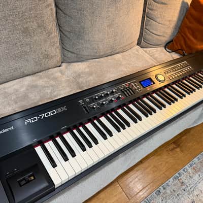 ROLAND RD-700GX rd 700 gx + Super Clean + FAST SAFE SHIPPING