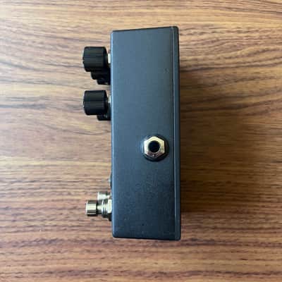 Walrus Audio Monument Harmonic Tap Tremolo V2 Limited Edition - Reverb Exclusive 2019 (Only 100 made) - Blackout image 8
