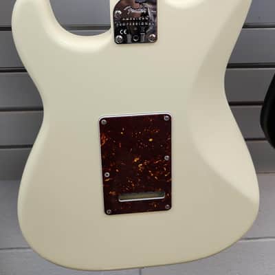 Open Box Fender American Professional II Stratocaster HSS - Olympic White (includes case) image 4