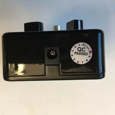 EBS Metaldrive Metal Drive Distortion Studio Edition Guitar Effect Pedal + Box image 5