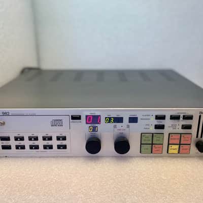 EMT 982 image 1