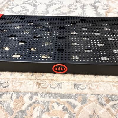 Temple Audio DUO-24-TR Duo 24 Pedalboard - Temple Red - with extras image 2