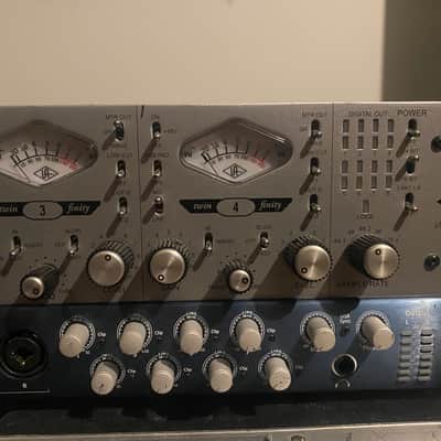 Universal Audio 4-710d 4-Channel Microphone Preamp 2010 - Present - SIlver image 3