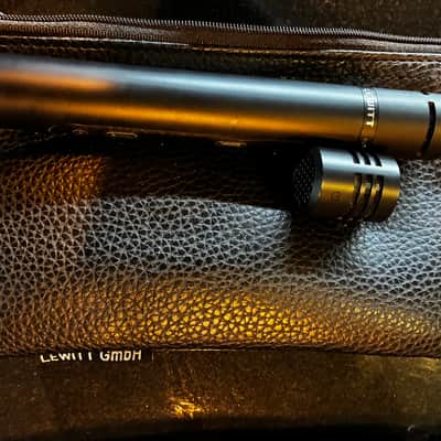 Lewitt LCT 040 MATCH Small Diaphragm Cardioid Condenser Microphone Stereo Pair 2019 - Present - Black image 2