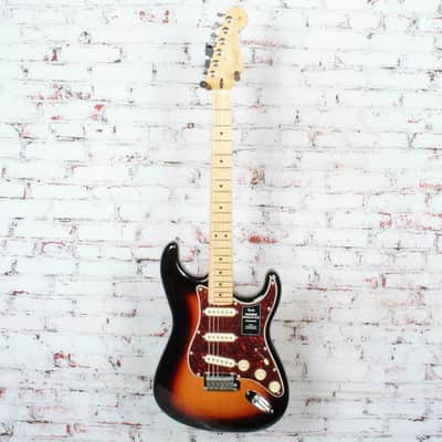 Fender Player II Modified Stratocaster, Maple Fingerboard, 3 Tone Sunburst image 2