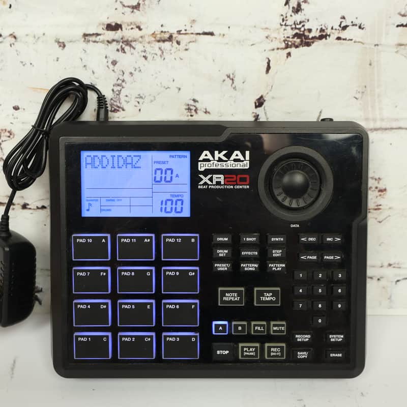 Akai Professional XR20 Beat Production Station image 1