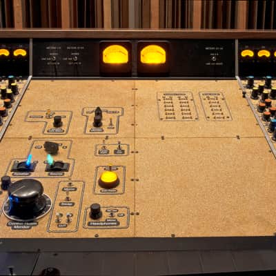 Undertone Audio (UTA) LC-72 48 Channel Console 2015 image 6