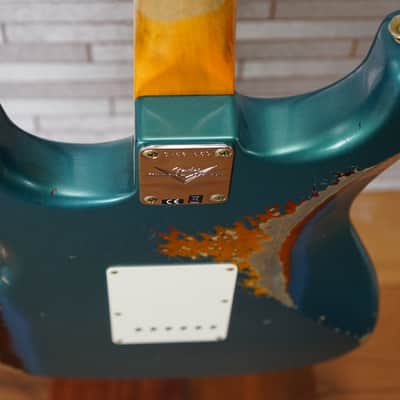 Fender Custom Shop 2025 61' Stratocaster Heavy Relic - Aged Ocean Turqouise over 3-Color Sunburst image 14