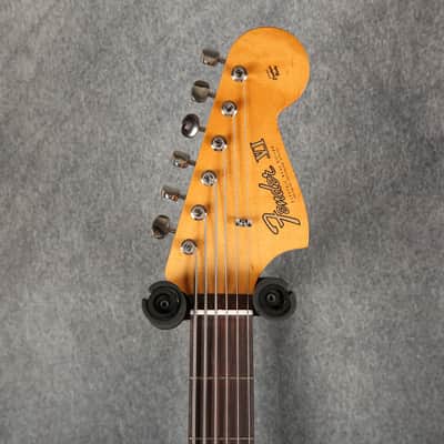 Fender Limited Edition Vintera II 60s Bass VI - 3 Tone Sunburst - 2nd Hand image 4