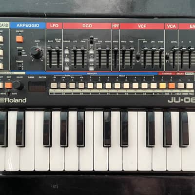 Roland JU-06A Boutique Series Synthesizer Module with K-25m Keyboard image 2