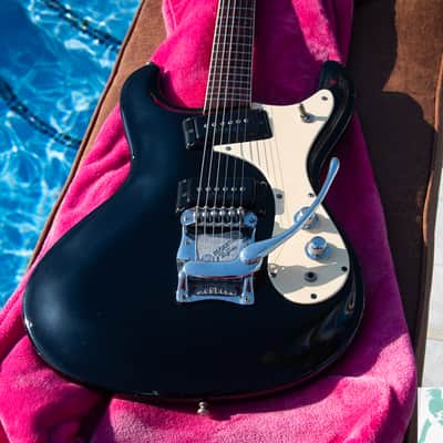 1976 Mosrite of California (Made in the USA) 1965 "The Ventures" w Moseley Tremelo Reissue - w Original Hard Case - Pro Set Up with Perfect Frets, Action & Intonation! image 15