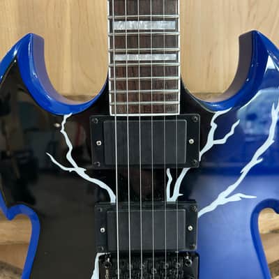 Firefly Warhammer Pro 2025 - Lightning bolt image 4