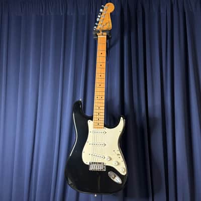 Immagine Fender American Standard Stratocaster with Maple Fretboard 1987 - Black - 2
