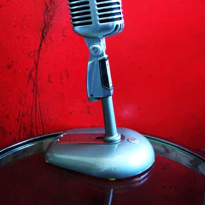 Vintage 1960's Shure 55S dynamic cardioid microphone w Atlas DS-10 desk stand 55 55SW 556S prop display image 5