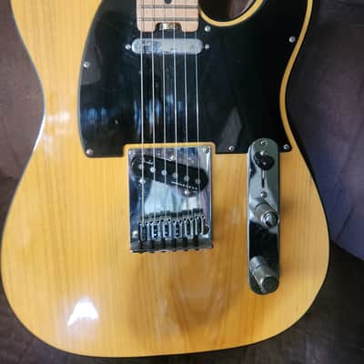 Fender American Elite Telecaster with Maple Fretboard 2016 - 2019 - Butterscotch Blonde
