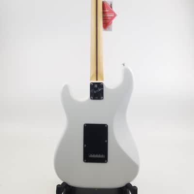 Fender American Performer Stratocaster with Rosewood Fretboard 2022 Arctic White image 8