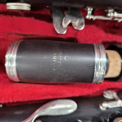 Buffet Crampon E11 Intermediate Bb Clarinet - Black image 12