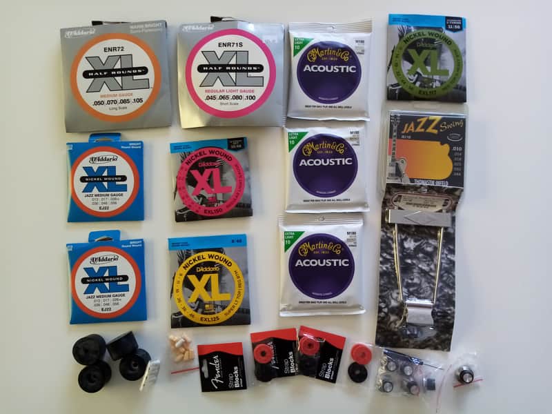 daddario martin fender guitar bass strings tailpiece  knobs vox amp feet strap blocks eko pin XII image 1