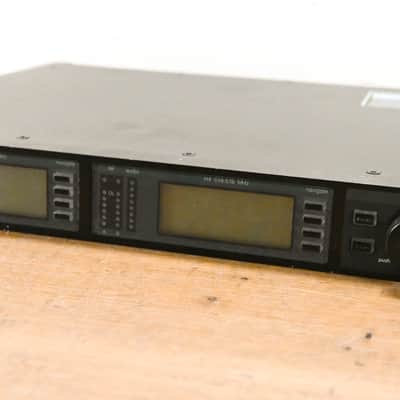 Shure UR4D+ Dual-Channel UHF Wireless Receiver - H4 Band: 518-578 MHz CG01232 image 3