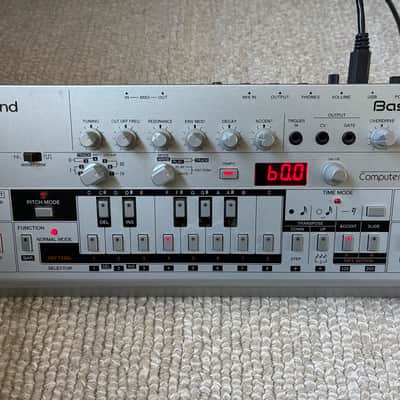 Roland TB-03