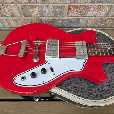 Vintage 1962 Tosca (Valco) Thunderstick Double Pickup Electric Guitar w/ Original Case! image 4