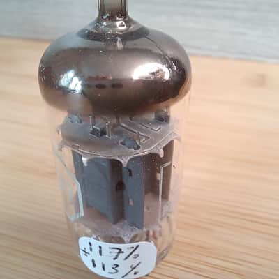 Very nice and rare NOS 60's or early 70's Miniwatt Philips 12AX7 ecc83 Made in Australia, very strong Orange Hiwatt Marshall image 5