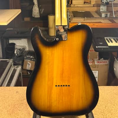 Squier by Fender Telecaster Affinity – 2020 – Made in Indonesia – 2 tone Sunburst image 2