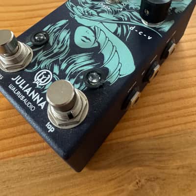 Walrus Audio Julianna Deluxe Chorus / Vibrato 2020 - Present - Blue image 2