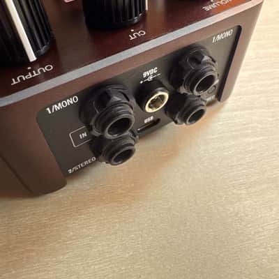 Universal Audio Ruby ’63 Top Boost Amplifier 2022 - Present - Ruby / Silver image 2