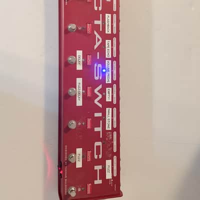 Carl Martin Octa-Switch II 2010s - Red image 3