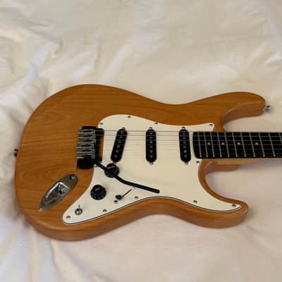 Carvin Bolt SSS Tremolo  - Custom Shop Strat Killer - Made in USA - Natural Alder - Free Pro Setup image 2