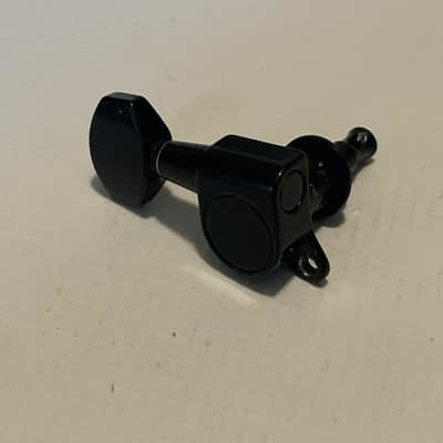 2020's Kramer Nightswan Baretta Series GOTOH Style 6 In Line LH Black Tuners Tuning Pegs image 4