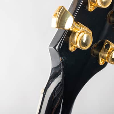 Gibson Les Paul Modern Supreme, Translucent Ebony Burst Satin | Demo image 11