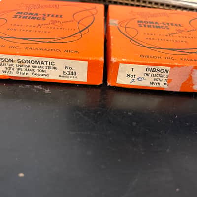 Gibson Sonomatic string boxes (3) 1950s empty +6 asst. strings Case Candy image 4