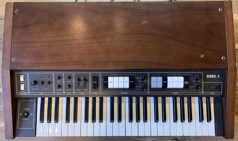 LAMBDA KORG ES 50 String Synth シンセサイザー Korg Lambda ES50 | Vintage Synth Explorer