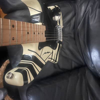 EVH Striped Series Electric Guitar 2013 - White with Black Stripes**ERUPTION!** image 17