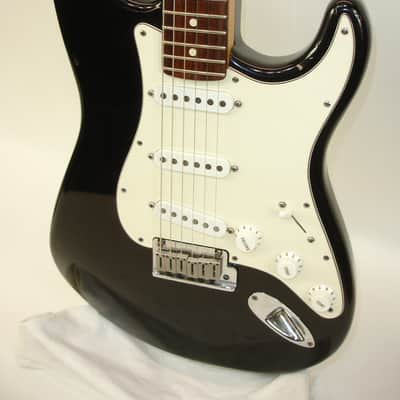 1999 Fender American Standard Stratocaster Electric Guitar, Roswewood Fingerboard, Black image 2